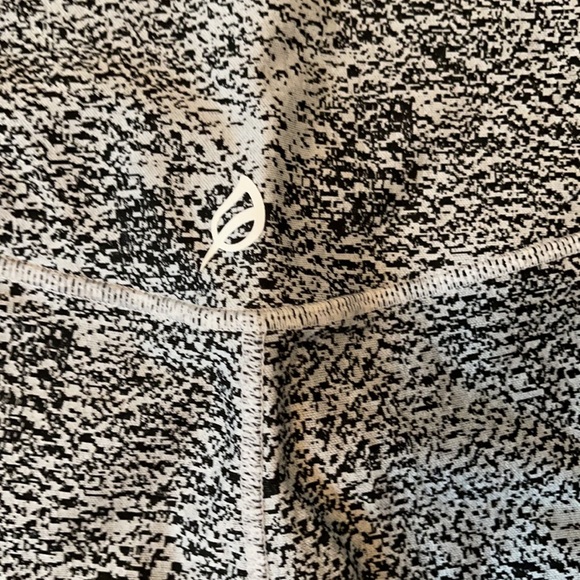 P’tula Pixel Legging - Picture 5 of 8